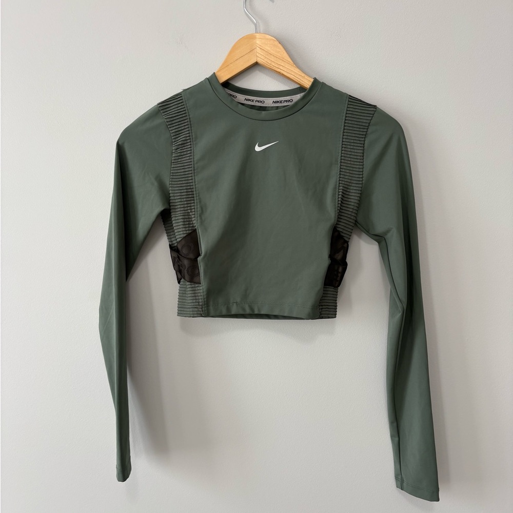 Nike Athletic Pro AeroAdapt Olive Cropped Long Sleeve Top - Picture 2 of 5
